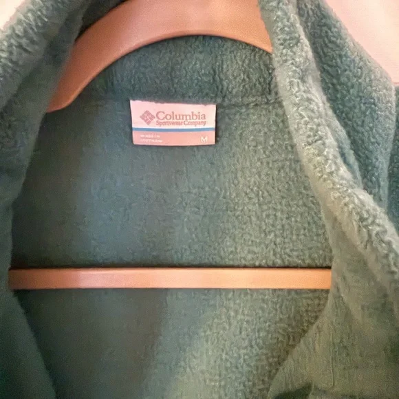 Columbia Green Fleece Jacket - Picture 2 of 2